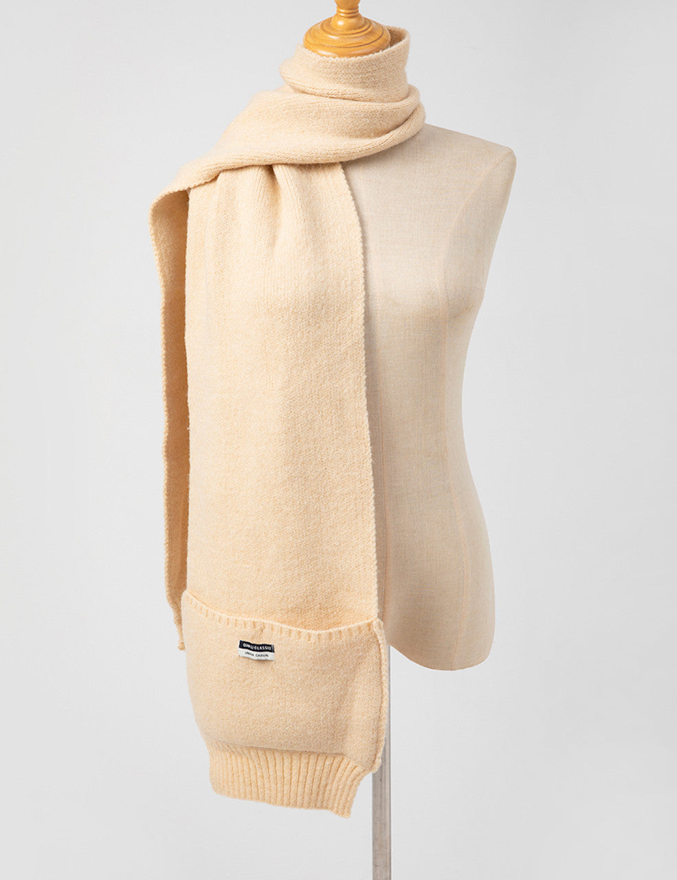 Scarf with pocket